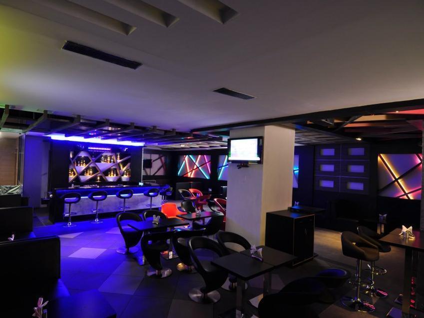 Hotel Vijay Parkinn, Gandhipuram, Коимбатур Экстерьер фото